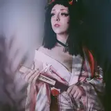 Mei Dulles/ Wonderland Queen  